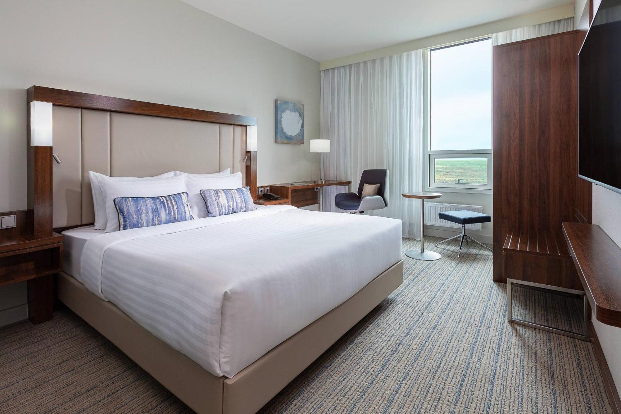 Courtyard By Marriott Reykjavik Keflavik Airport Hotel Bagian luar foto